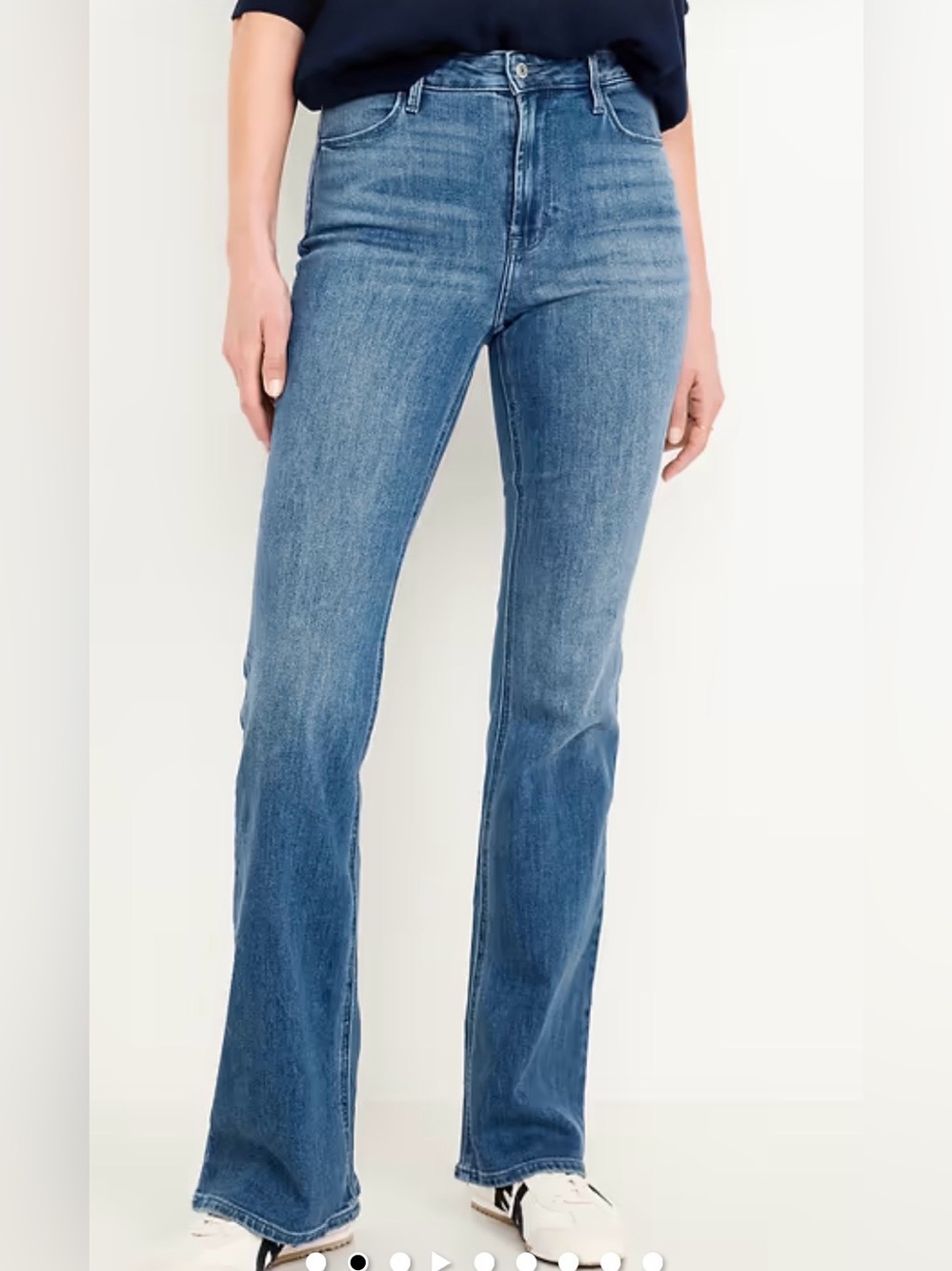NWT Old Navy Women’s High-rise WOW Flare Jeans Medium Wash Size 12 $34